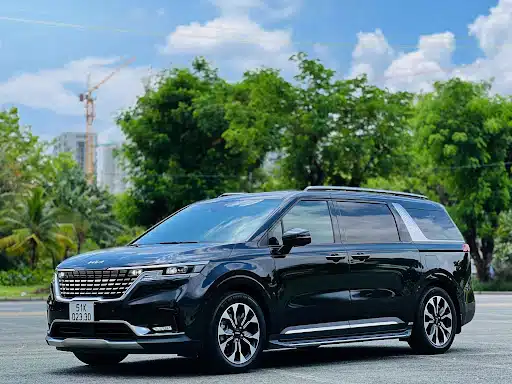 Thuê Xe Carnival TPHCM