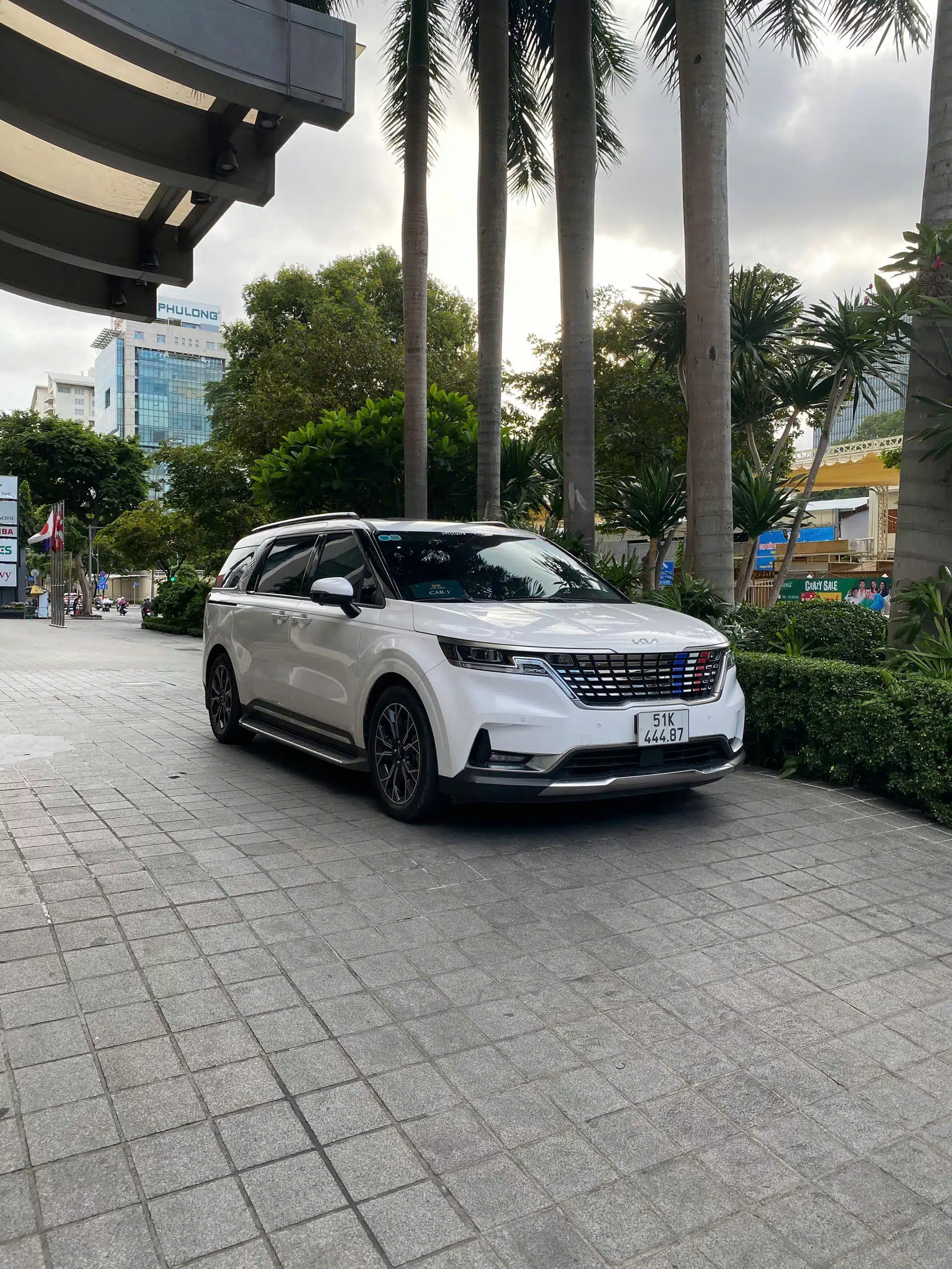 Thuê Xe Carnival TPHCM Thuê Xe Carnival TPHCM