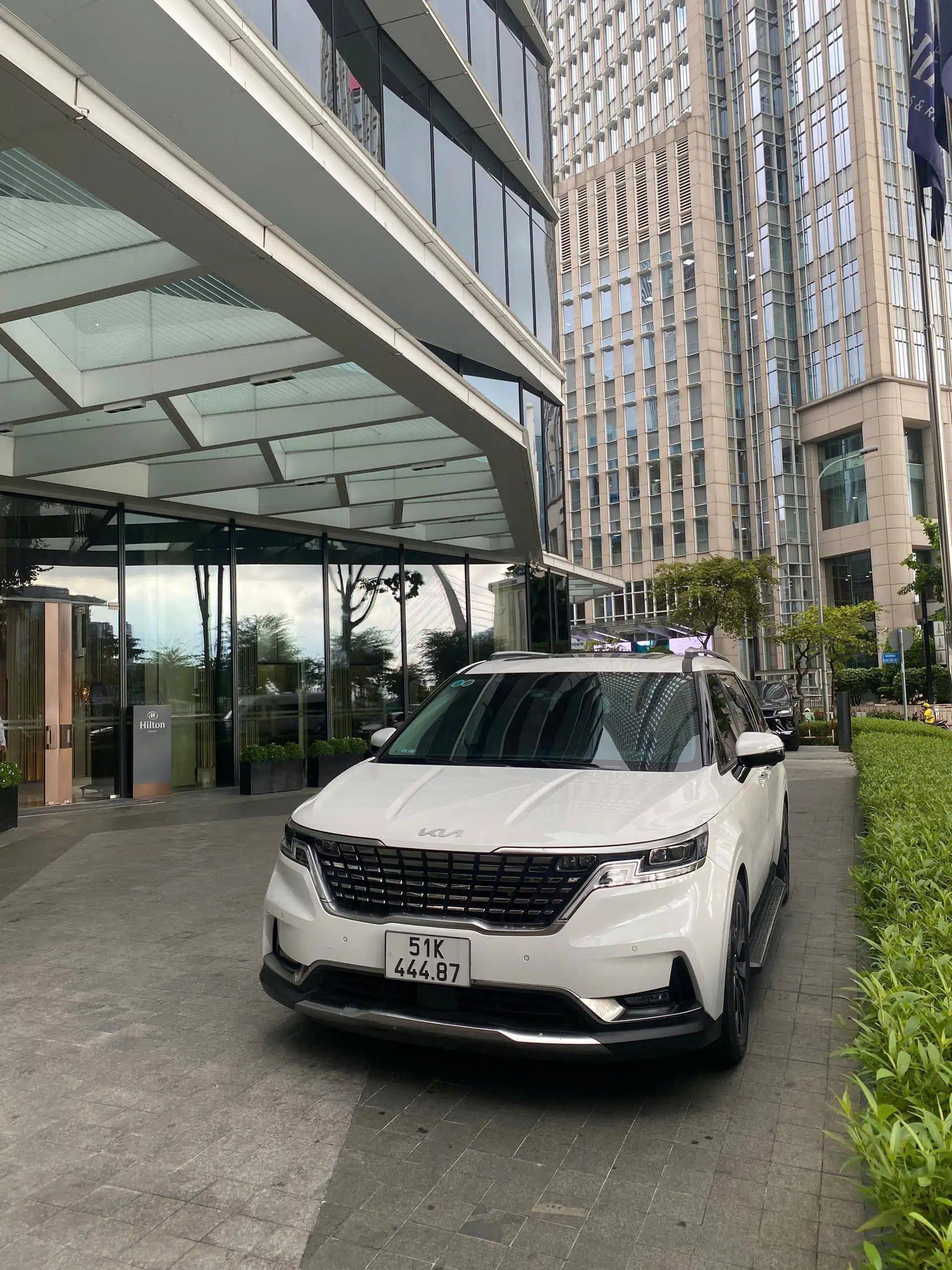 Thuê Xe Carnival TPHCM Thuê Xe Carnival TPHCM